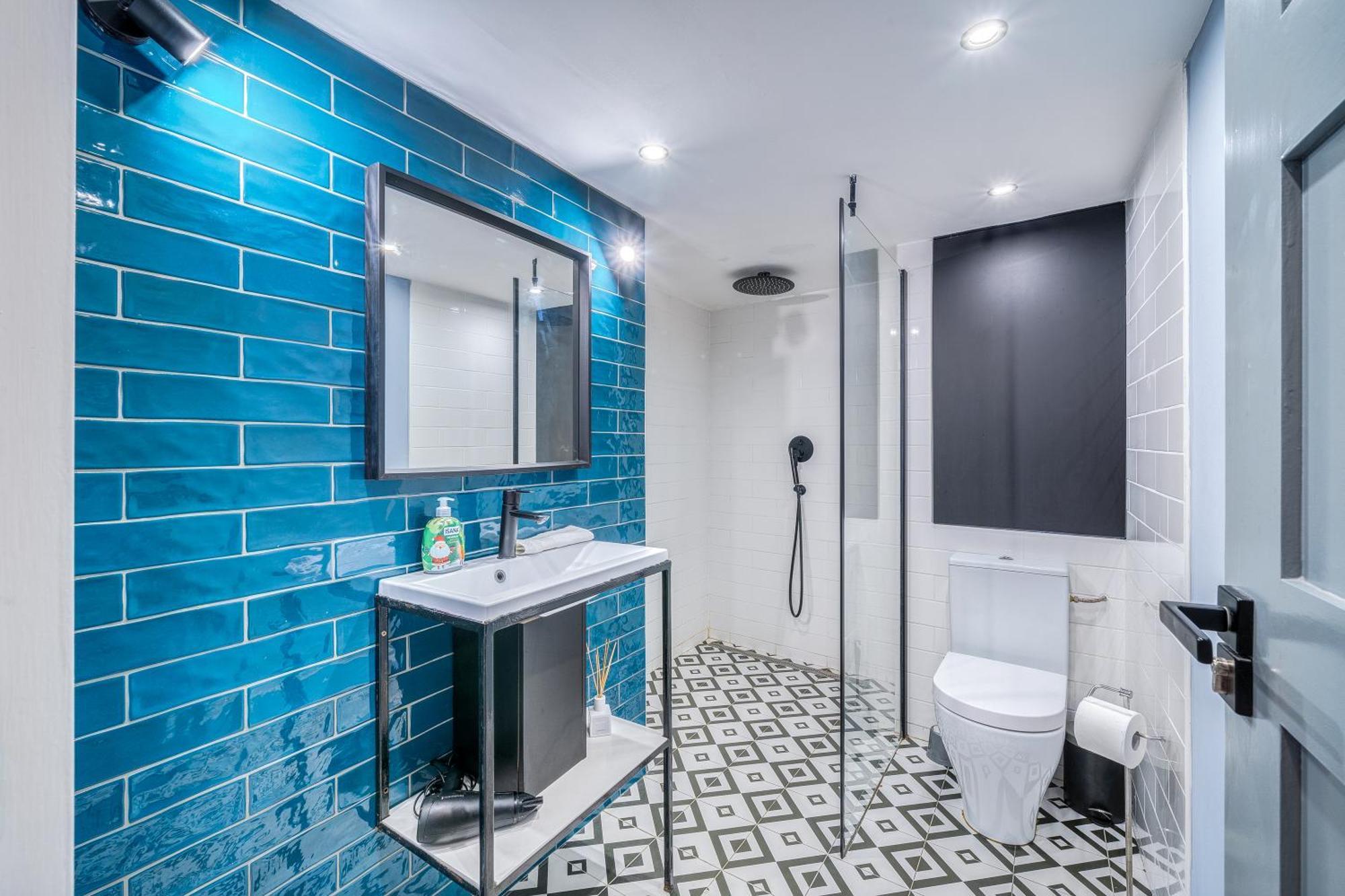 Azure Oasis In The Heart Of The City Budapest Esterno foto