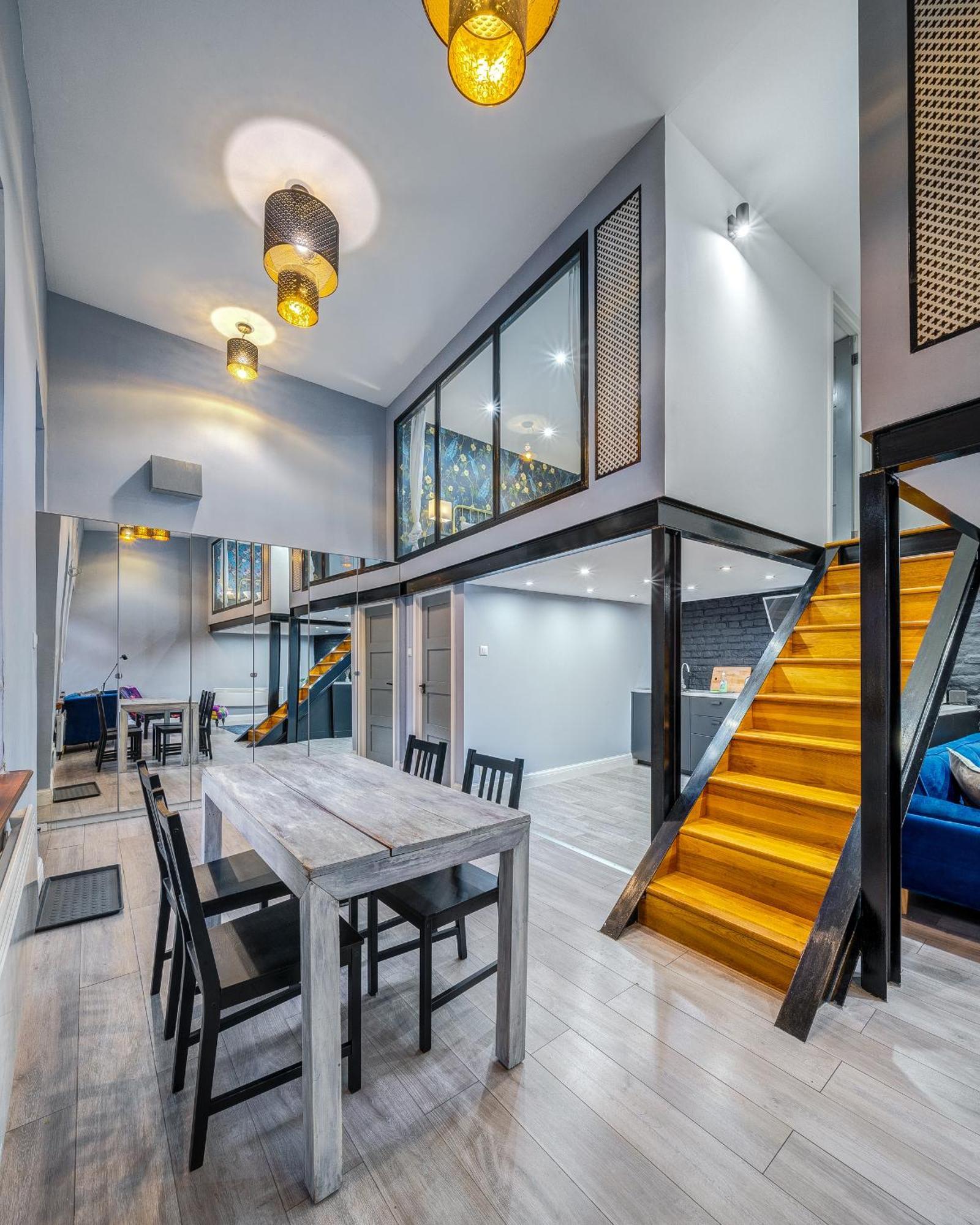Azure Oasis In The Heart Of The City Budapest Esterno foto